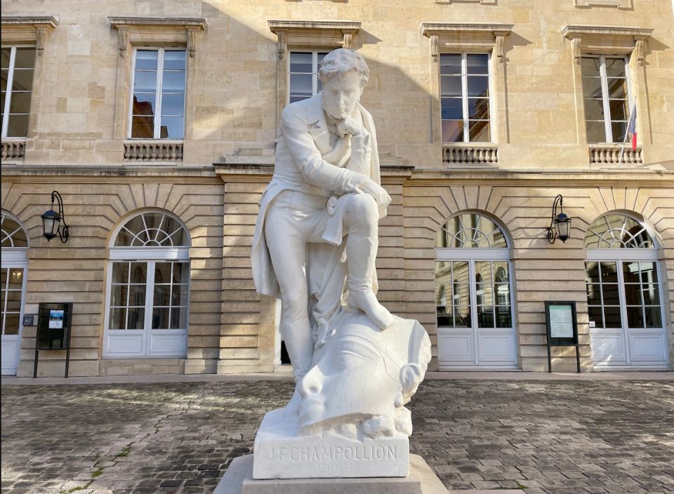 كلمة حول الثقافة الاستعمارية البائدة