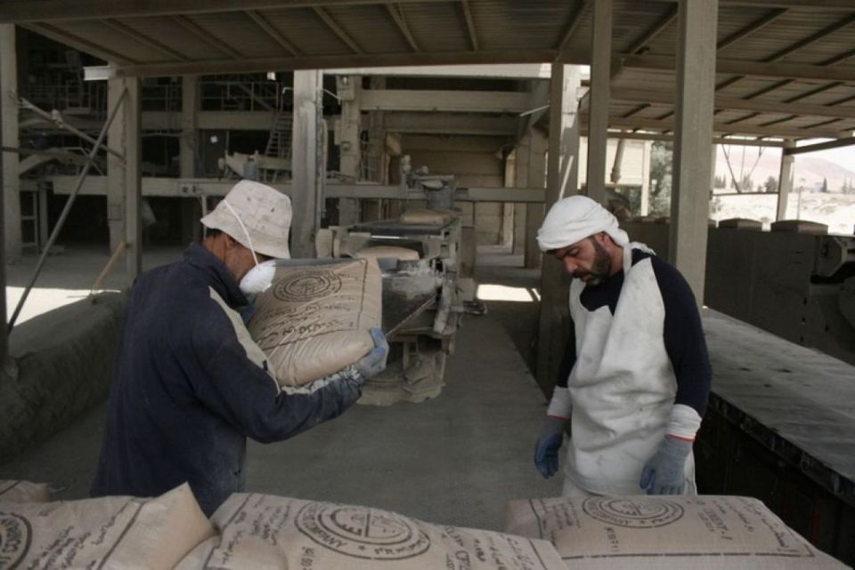 بعض من قضايا العمال..