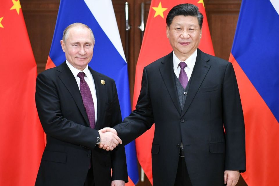 هل تقدّم العلاقات الروسية-الصينية شكلاً جديداً للعلاقات الدولية؟