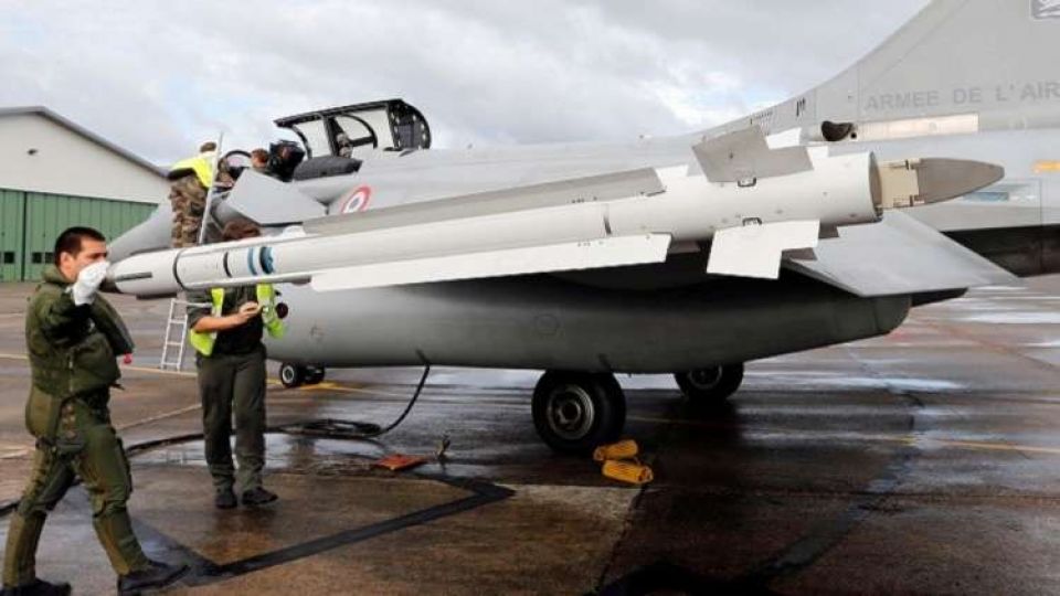 وزيرة الدفاع الفرنسية: نصف طائراتنا الحربية غير جاهزة للطيران