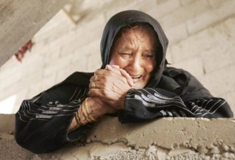 أمهات الحرب مكلومات في عيدهن