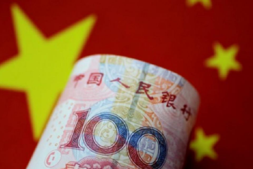 بنك الشعب الصيني يتخلّى عن الدولار