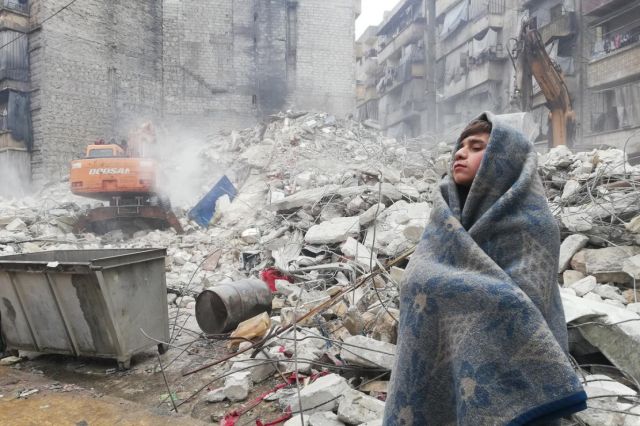 زلزال كارثي وبرود حكومي ومتضررون مزمنون!