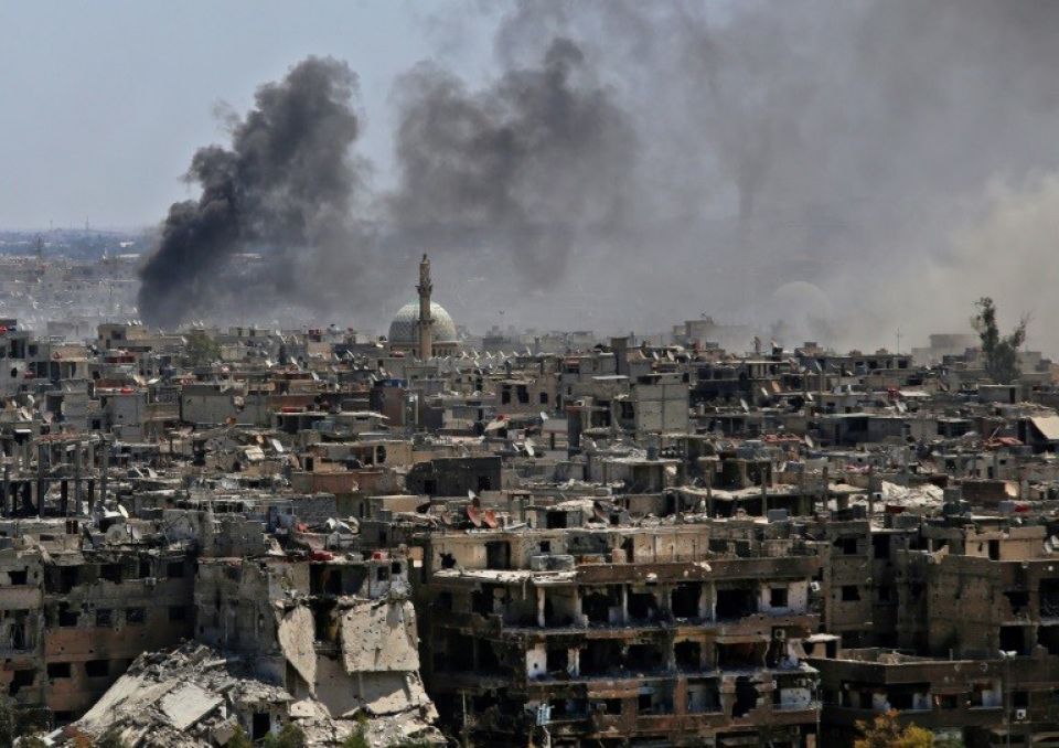 الدفاع الروسية: الجيش السوري يسيطر على 65% من اليرموك وواشنطن تمنع إيصال المساعدات للركبان