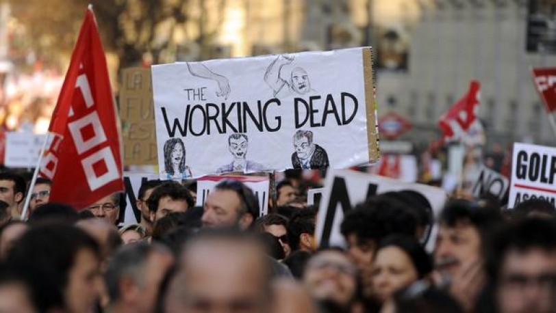 دراسة: البطالة تدفع شباب بريطانيا إلى اليأس والتفكير بالانتحار