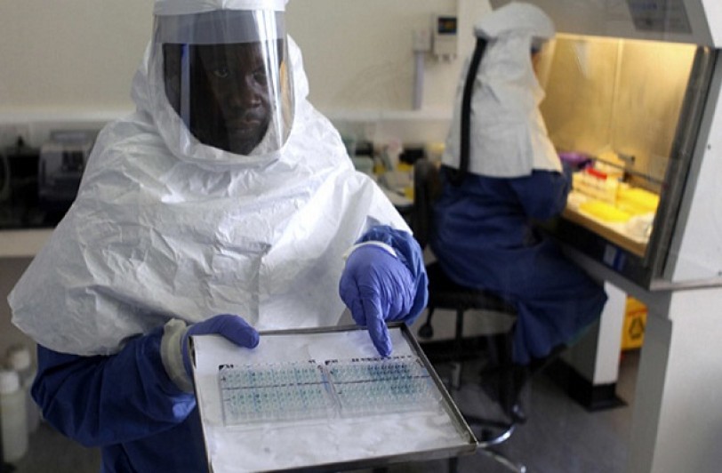 اجتياز لقاحين لعلاج الإيبولا اختبارات الأمان