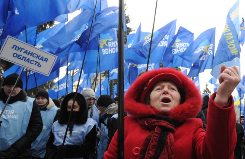 أوكرانيا: الحزب الحاكم يعلن إنشاء وحدات التعبئة العامة لحماية الدستور
