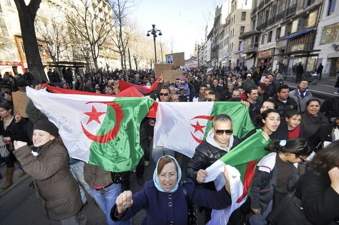 الجزائر: الدم والفقر والفساد