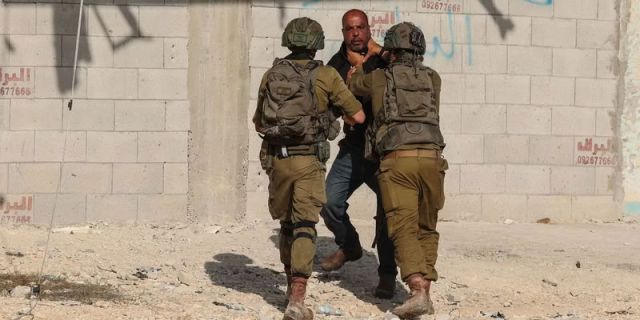 اعتراف مباشر على الهواء