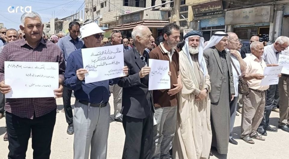 احتجاجات لمزارعي عامودا رفضاً لتسعيرة القمح: الأسعار الحكومية لا تغطي تكاليف الإنتاج