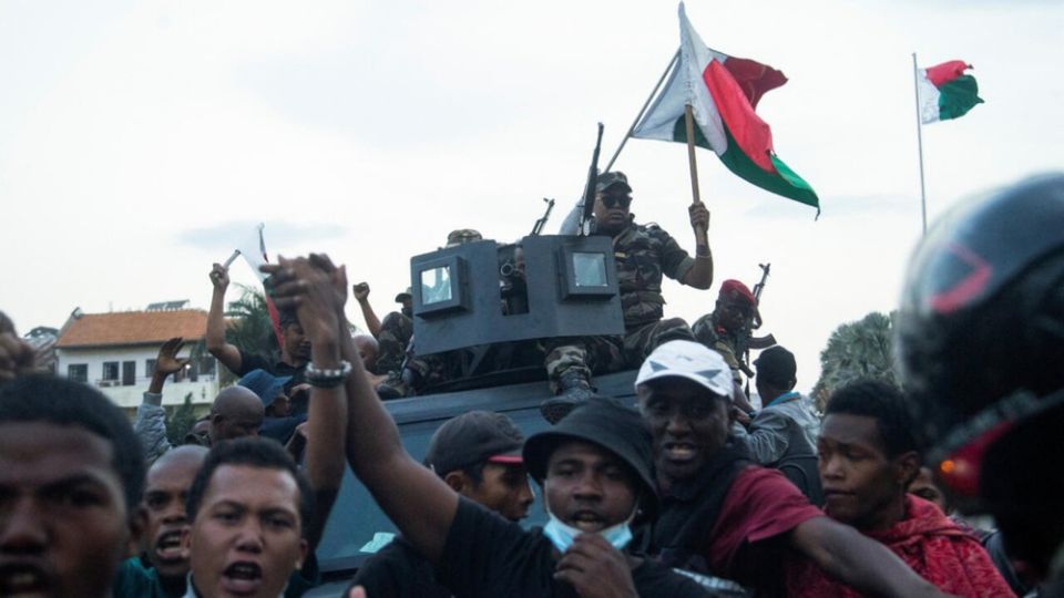 مدغشقر... من احتجاجات الجيل Z إلى الانقلاب العسكري وتحديات الاقتصاد