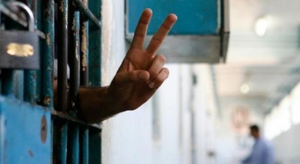 الأسرى الفلسطينيون يعلنون خطة تصعيدية من العصيان إلى الإضراب الجماعي عن الطعام