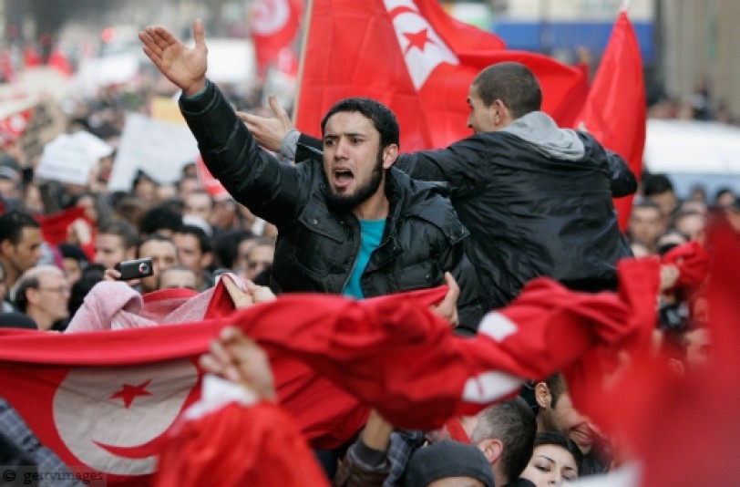 تظاهرات وإضراب عام في عدة محافظات تونسية