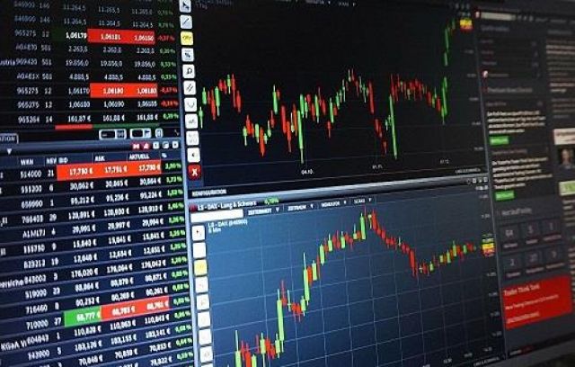 خسائر عنيفة في بورصة طوكيو بعد تصريحات الفيدرالي الأمريكي