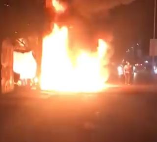 ريف دمشق: حريق في "كشك" بنزين يؤكد مخاطر انعدام الرقابة والسوق السوداء