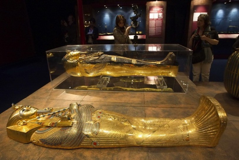 بدء عمليات ترميم قناع توت عنخ آمون الذهبي في المتحف المصري