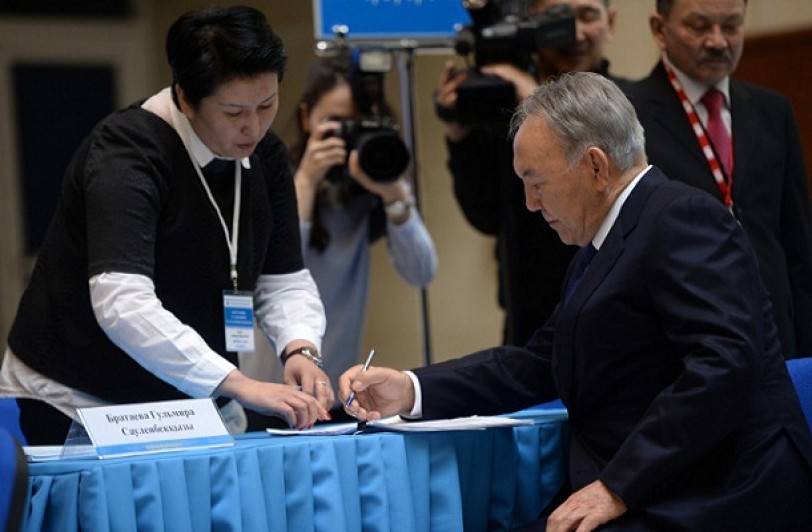 كازاخستان تنتخب رئيسا.. ونازربايف يعد بإصلاحات دستورية