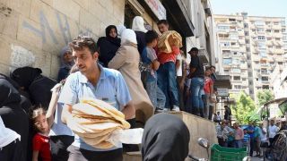 خميس أسود يودي بالخبز إلى مقصلة &laquo;عقلنة الدعم&raquo;