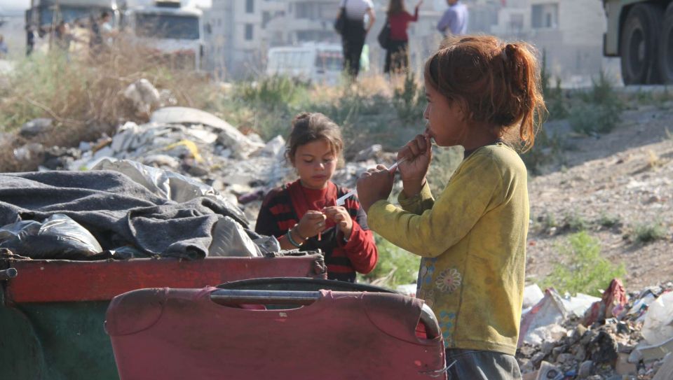 خبر عام وتعليق هام.. «الفئات الأقل دخلاً والأشد فقراً في سورية لم يتحسن مستواها المعيشي جرّاء استبعاد حوالي 600 ألف أسرة من الدعم»