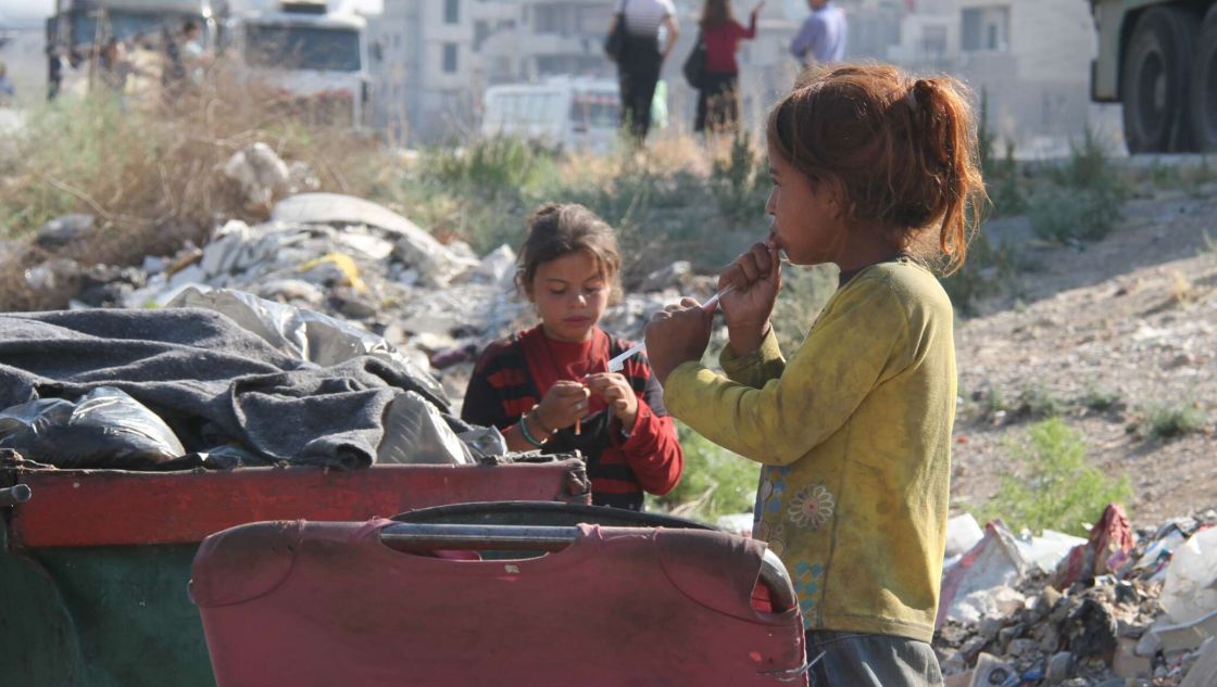 خبر عام وتعليق هام.. «الفئات الأقل دخلاً والأشد فقراً في سورية لم يتحسن مستواها المعيشي جرّاء استبعاد حوالي 600 ألف أسرة من الدعم»