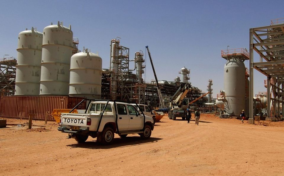 الجزائر: الاقتصاد المنتج لتجاوز هاوية النفط