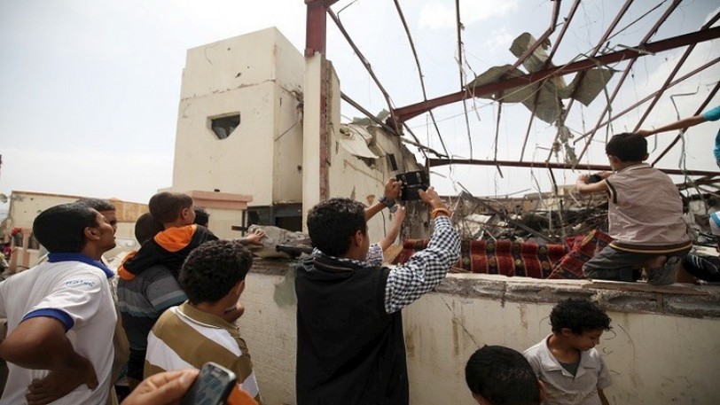 اليمن.. 66 قتيلا باشتباكات وغارات رغم الهدنة