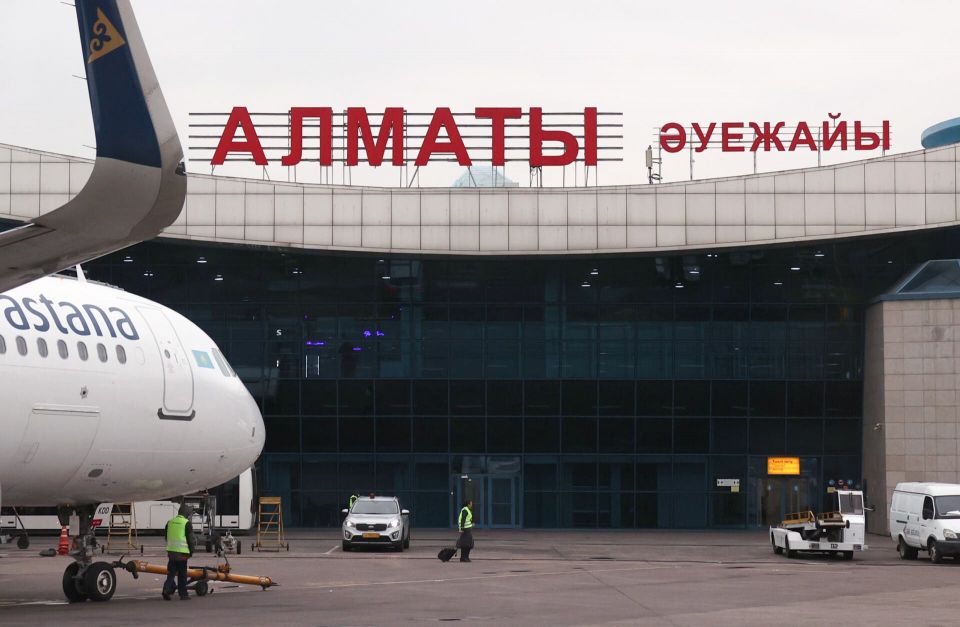 قوات معاهدة الأمن الجماعي وكازاخستان تسيطر على مطار «ألما آتا»