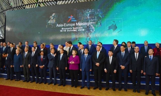 آسيا وأوروبا: التناقض مع الأحادية القطبية