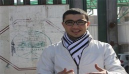 طالب فلسطيني يخترع سيارة تعمل بالماء صديقة للبيئة