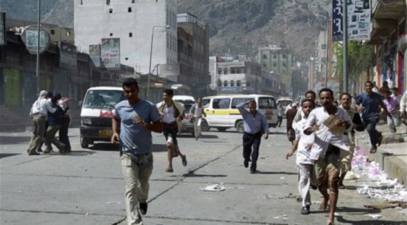 جماعة الحوثي تحذر السفراء الغربيين من مغادرة البلاد