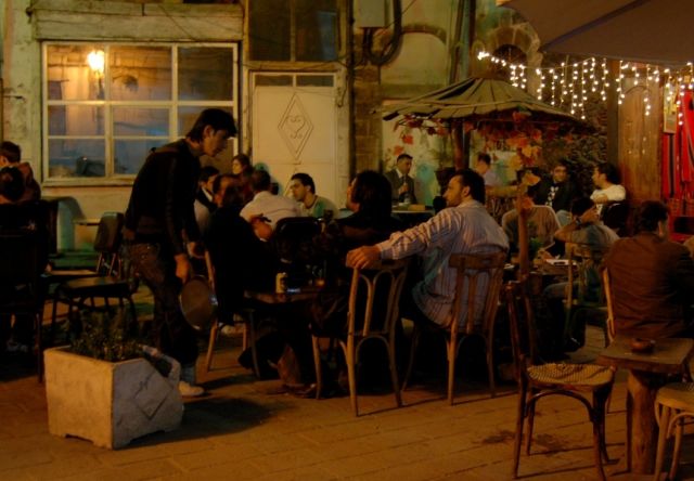 متى أصبح البقشيش أجرا؟