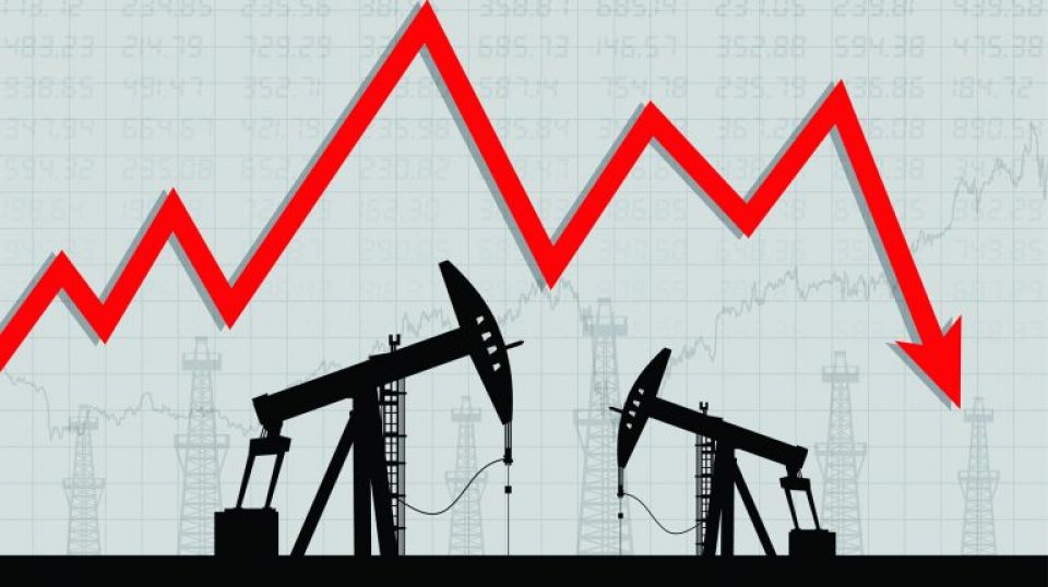 أسعار النفط تهبط وسط تشاؤم المستثمرين