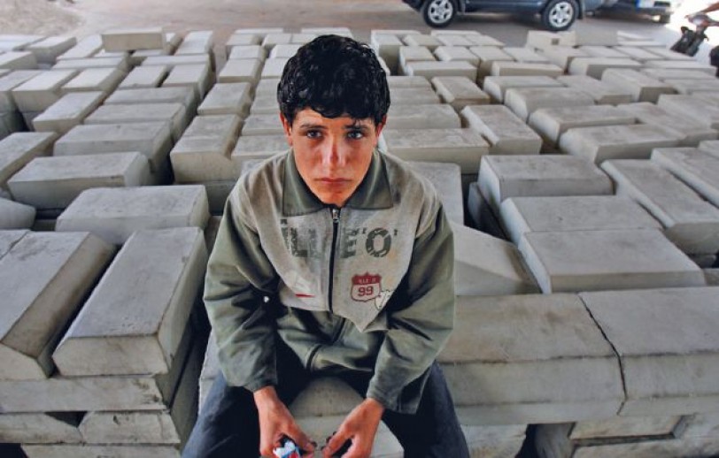 41 في المئة من السوريين الشبان والشابات في لبنان فكروا بالانتحار