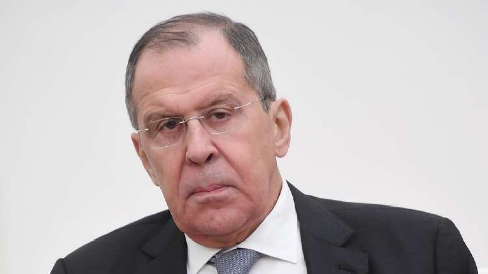 لافروف: عازمون على دفع العملية السياسية السورية