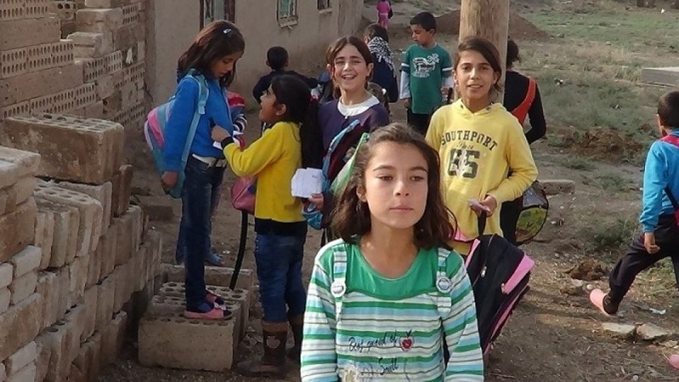 القامشلي: مبادرات فردية ترسم أملاً وسط اليأس