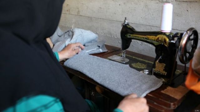 استغلال بالجملة للعاملات بالقطعة