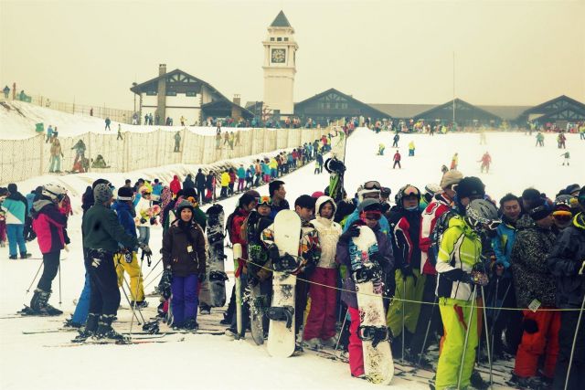 مشاريع البنية التحتية الكبرى في صدد البناء بسلاسة