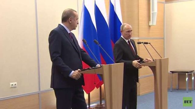 بوتين: عمل روسيا وتركيا وإيران كدول ضامنة لعملية أستانا "مثمرا"