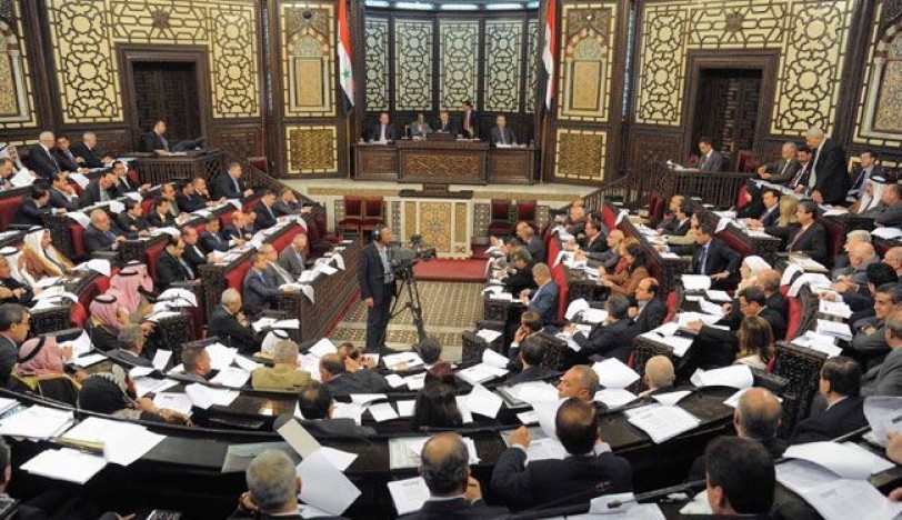 أمام مجلس الشعب.. قوانين ضد مصالح العمال والفقراء والهدف إقصاء الدولة عن دورها