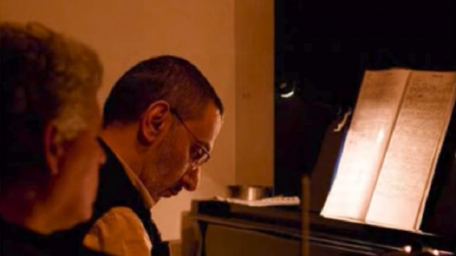 بعد انقطاع طويل.. زياد الرحباني يستعد لإحياء حفل ضخم في القاهرة