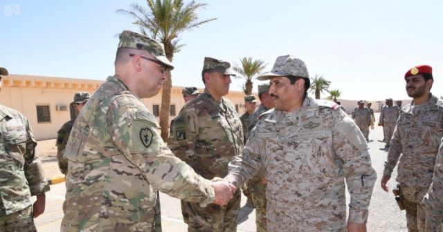قاعدة جوية سعودية تستقبل مقاتلات أمريكية