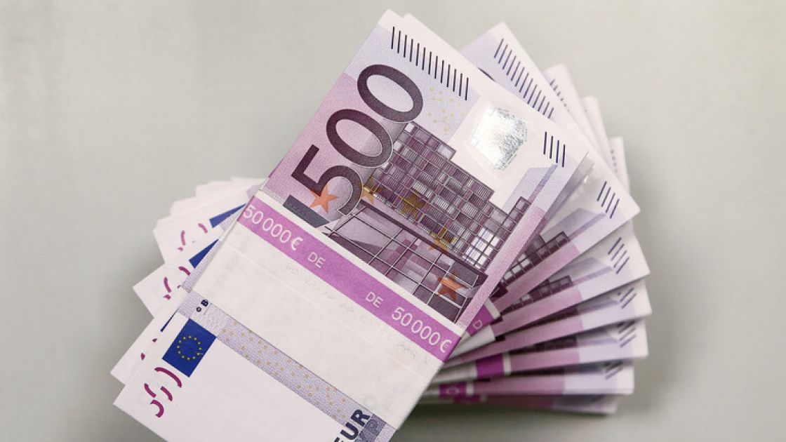 ألمانيا تخطط لديون جديدة بنحو 180 مليار يورو في 2021