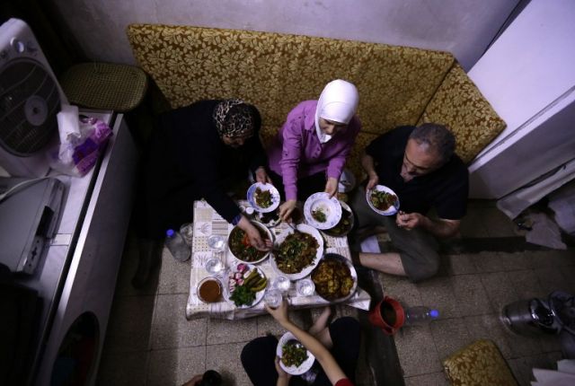 لعبة التعويض المعيشي