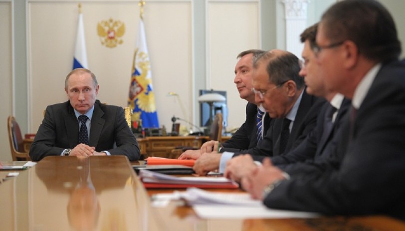 بوتين: أوروبا اعترفت بالسلطات الجديدة في كييف لكنها لم تعط دولارا واحدا لدعم أوكرانيا