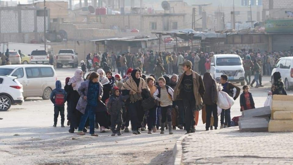 نزوح آلاف السوريين في الحسكة وانقطاع الكهرباء إثر الاشتباكات مع «داعش»