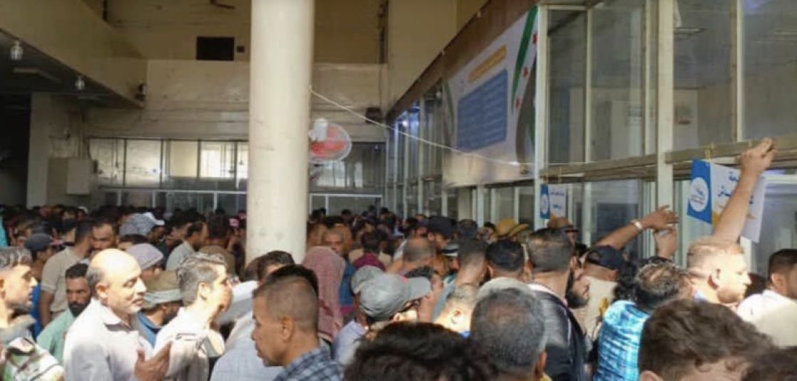 بين فوضى التداول وشحّ السيولة... سكان الحسكة يدفعون ثمن أزمة العملة
