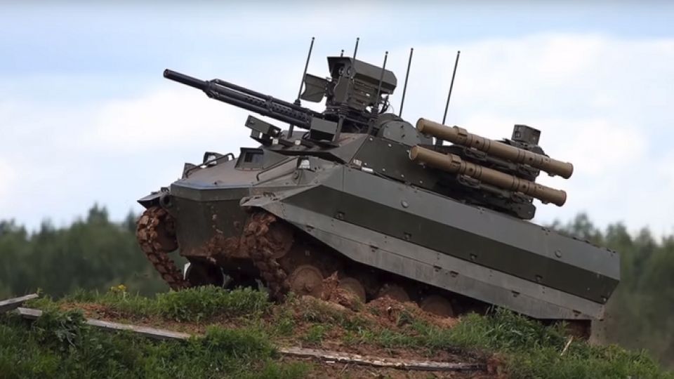 روبوت &laquo;أوران-9&raquo; القتالي يدخل الخدمة في الجيش الروسي