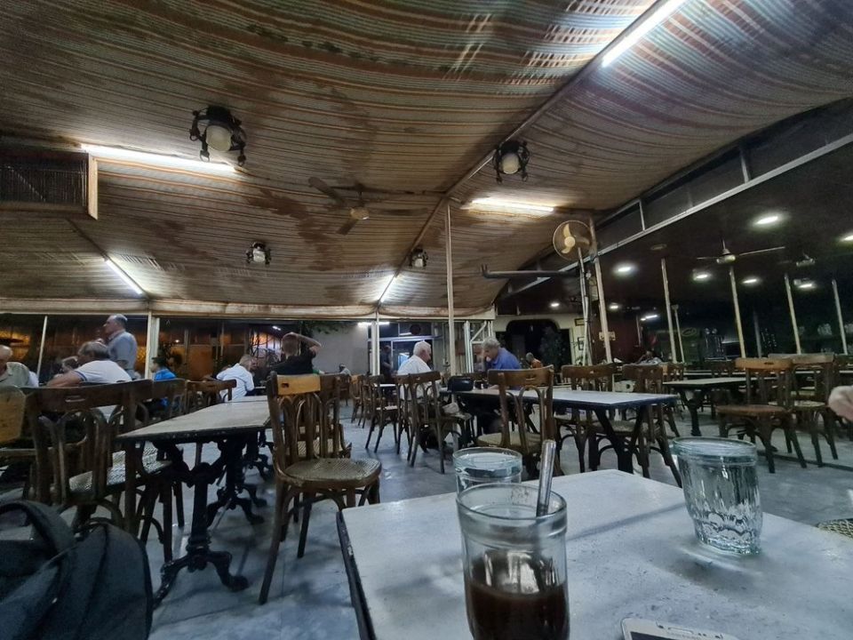 &laquo;عمال البقشيش&raquo; رهائن الإكراميات