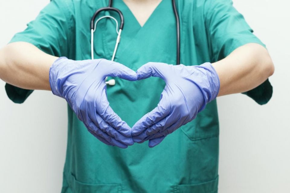 أول عملية زرع قلب خنزير في جسد إنسان