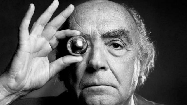 خوسيه ساراماغو: رماد تحت شجرة الزيتون